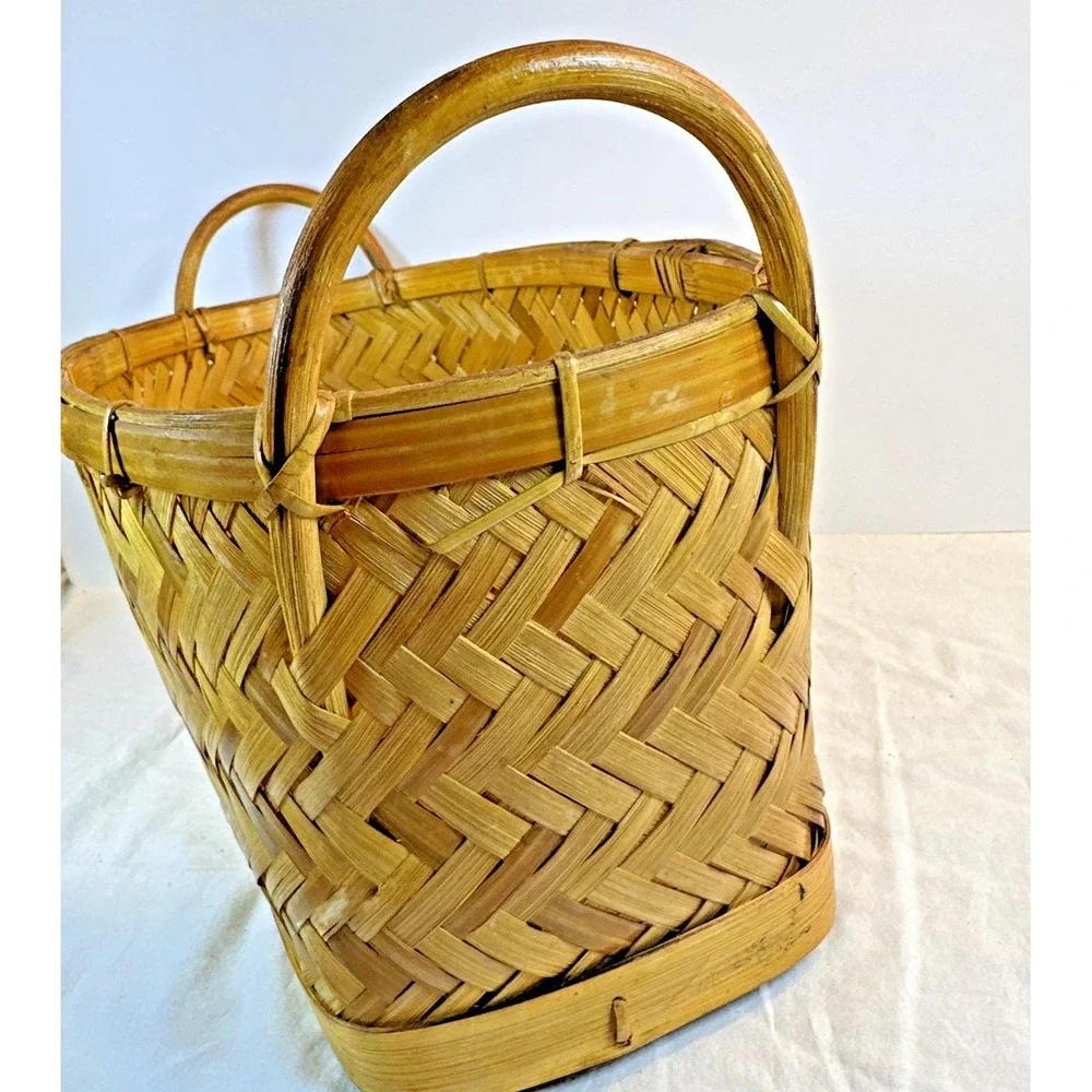 Vintage Handwoven Basket Philippines 12x7x6 Boho Herringbone Zigzag Woven EVC